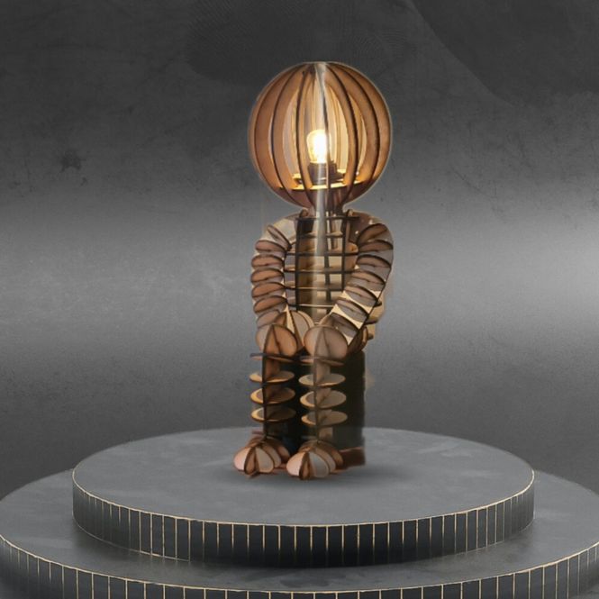 Hovedbilde Woody, sittende bordlampe i finer